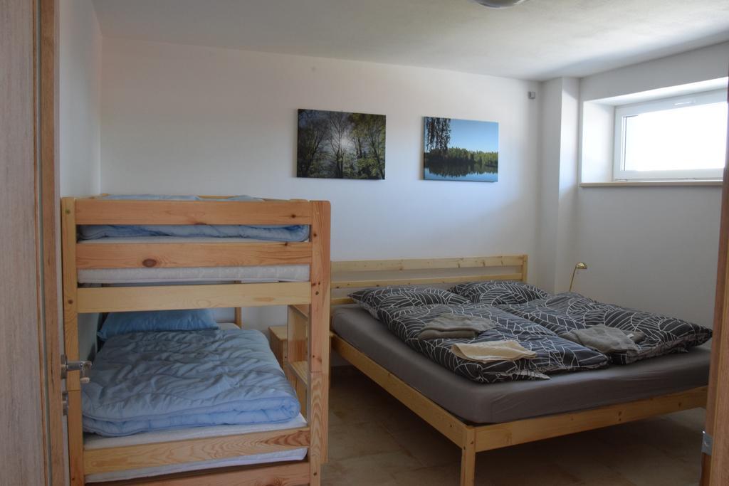 Penzion Na Samotach Apartment Jindrichuv Hradec Exterior photo